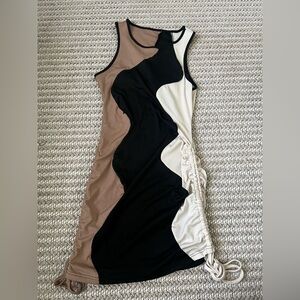 Elegant Colorblock Sleeveless Dress